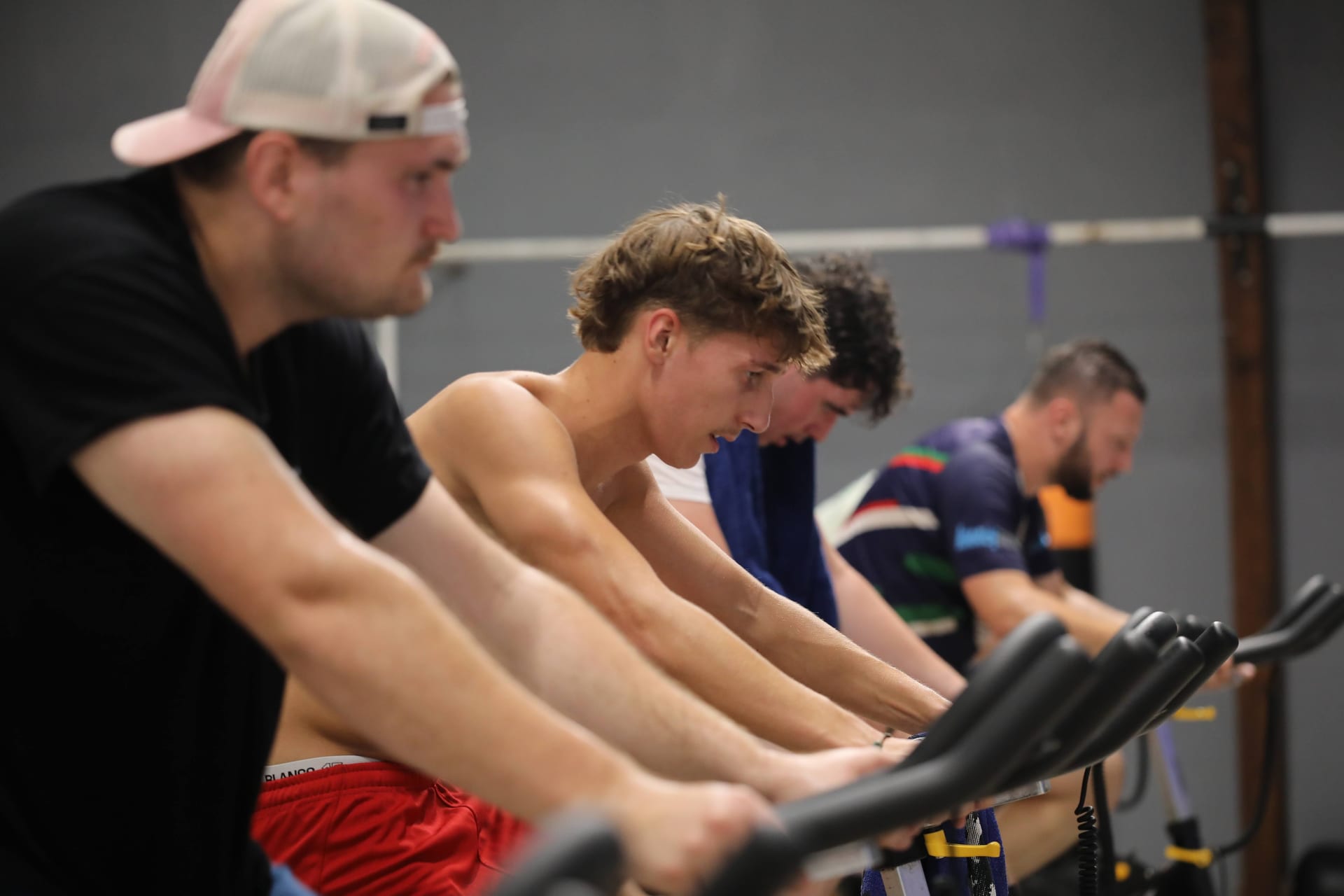 L'UA Cadillac Rugby à l'entraînement chez Avenir Fitness Langon — cross training et RPM
